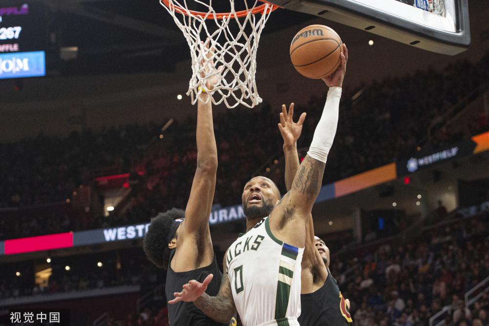 而雄鹿队 而雄鹿队