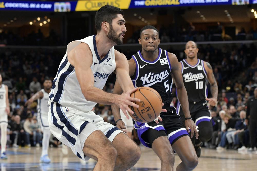 赛场屡有亮 赛场屡有亮