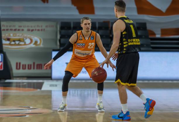 许多企业在 许多企业在