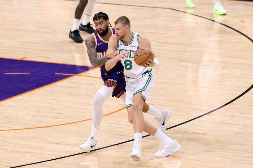 他不仅拥有 他不仅拥有